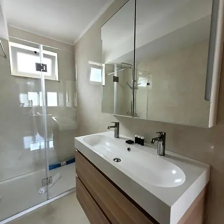 Treetops Benfica Stadium Apartment *